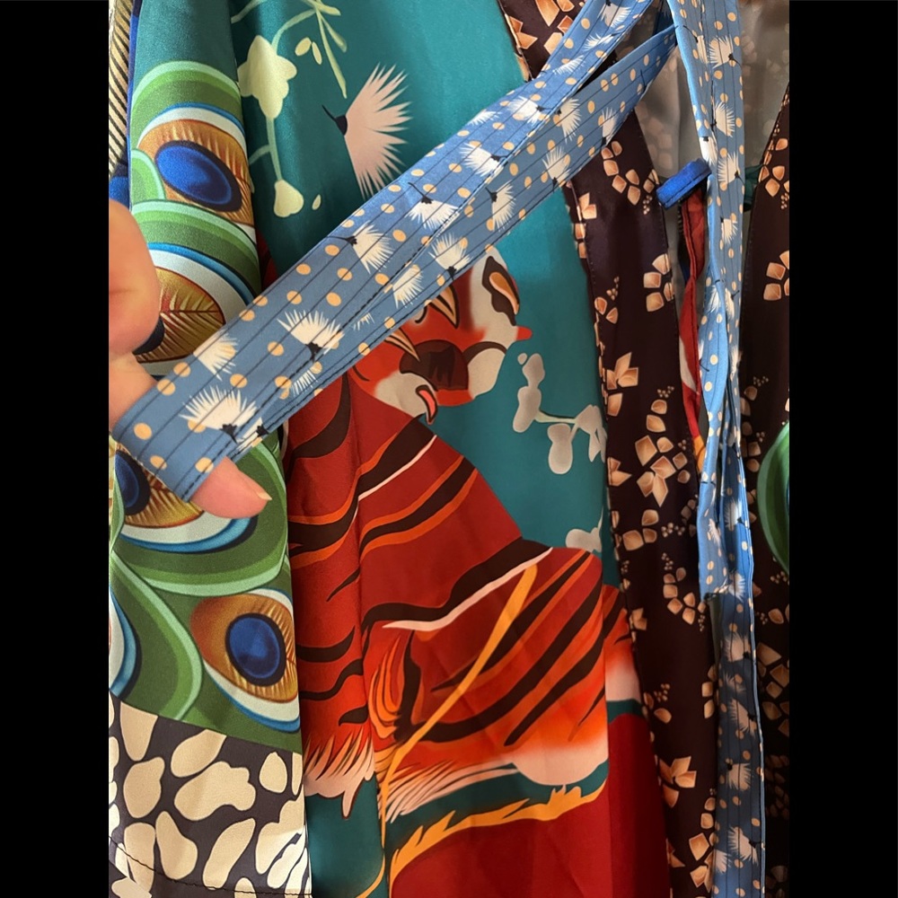Jewel Peacock Feather Kimono Duster W/Sash Tie - Picture 10 of 11